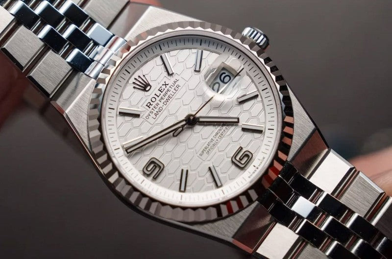 Why is the Rolex Land-Dweller the must-have integrated bracelet watch of 2026? | Scent Lab 33