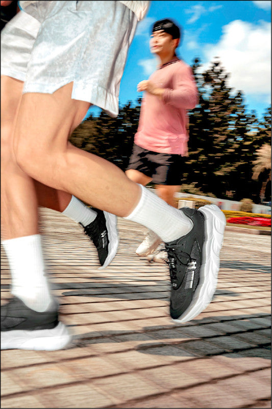 Can Under Armour and Converse Master the 2026 Urban Commute? | Scent Lab 33