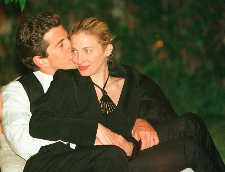 Carolyn Bessette Kennedy & Quiet Luxury: The 90s Icon Defining 2026 Minimalist Fashion