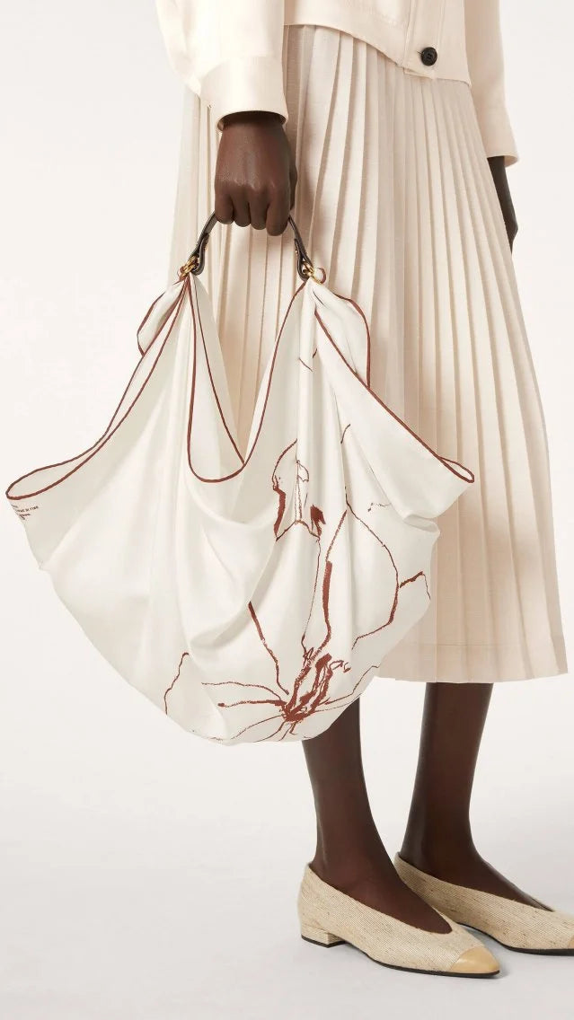 Why are Loro Piana Scarf Bags the Ultimate Expression of Effortless Chic in 2026? | Scent Lab 33