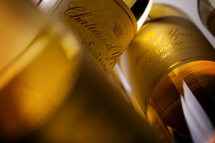 What are the Top 5 Sweet Wines to Elevate Your 2026 Evenings? | Scent Lab 33