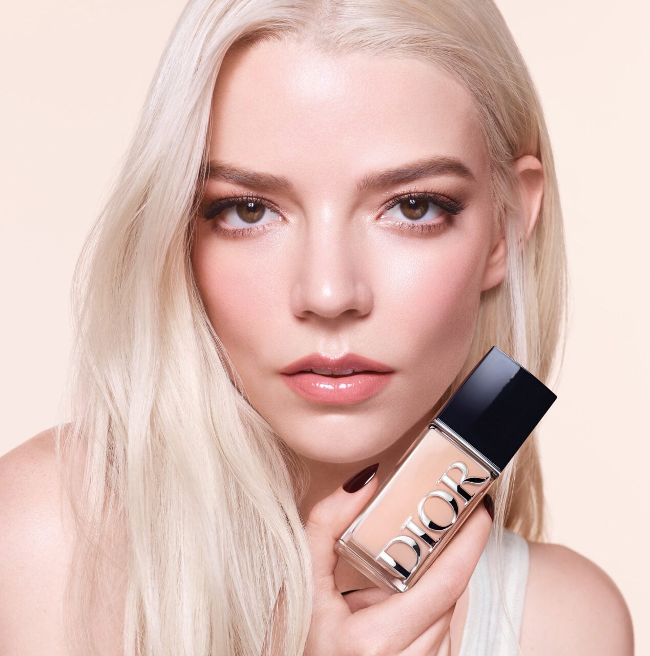Why is the Dior Forever 2026 Upgrade the Ultimate "Filter" for Your Skin? | Scent Lab 33