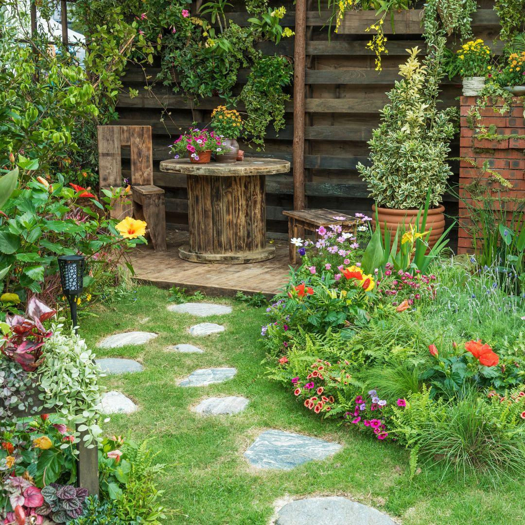 2026 Garden Decor Trends: How to Build Your Gilded Sanctuary | Scent Lab 33