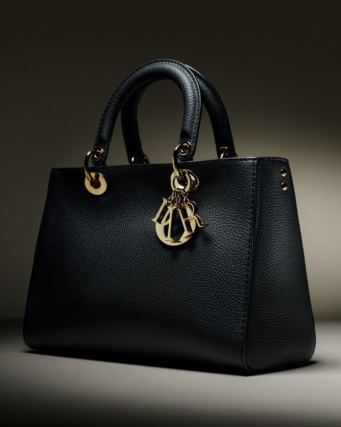 Dior Lady D-Sire 2026 Review: The Ultimate Luxury Work Bag | Scent Lab 33
