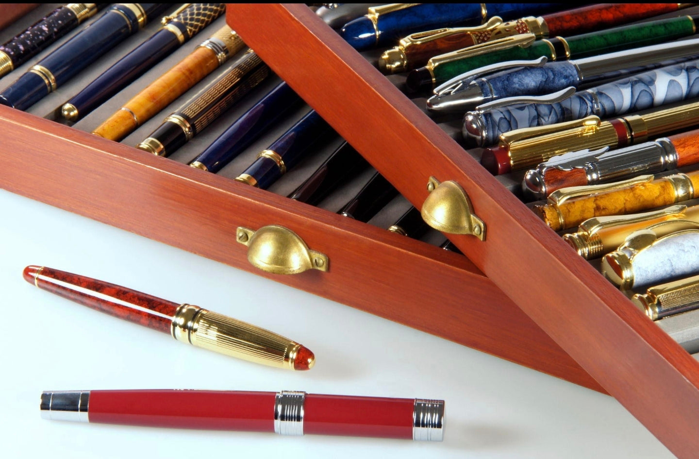 Renaissance of Luxury Fountain Pens in the Digital Age
