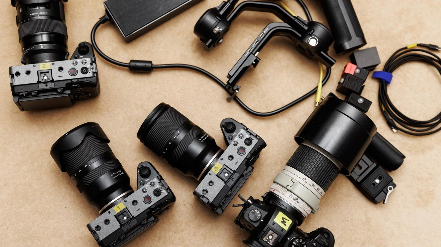 Professional Camera Brands: Canon, Sony, Nikon, Leica and Fujifilm