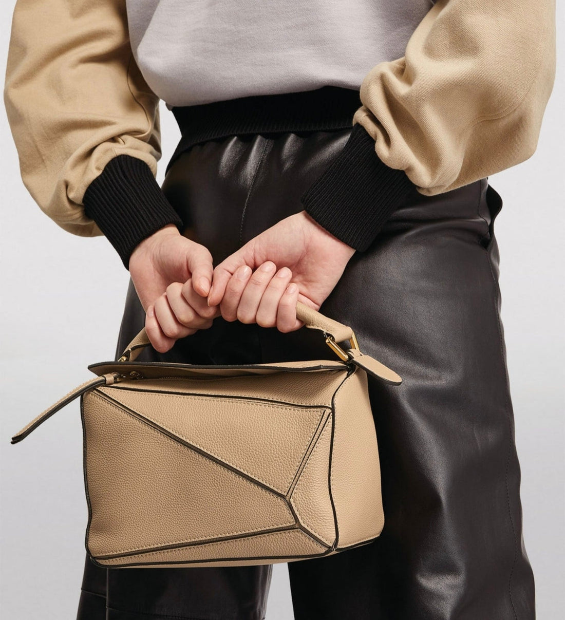 Loewe Puzzle Bag Guide 2026: The Geometric Masterpiece of Modern Luxury