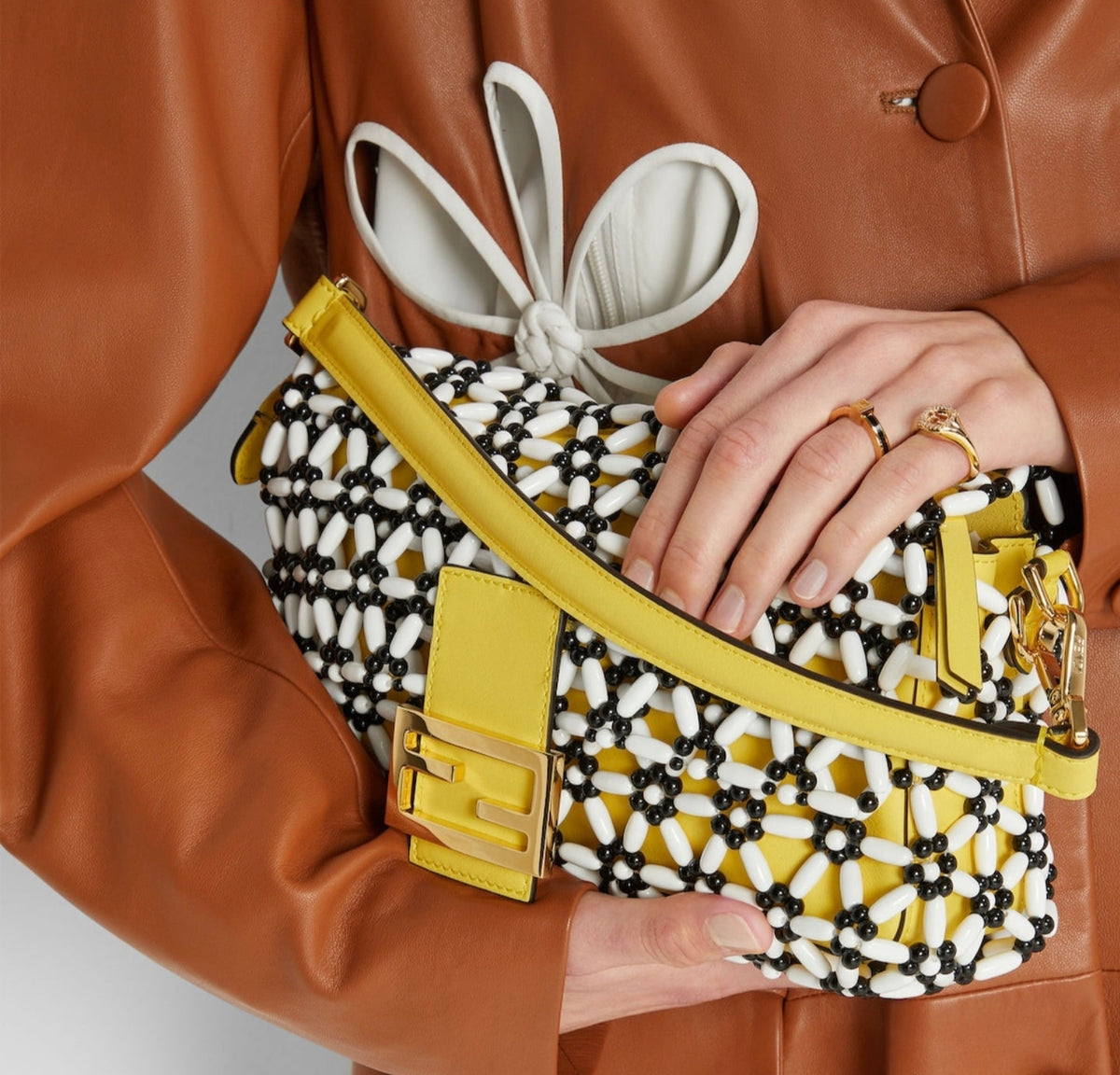 Fendi Baguette Bag Guide 2026: History, Design and the Icon of Italian Luxury