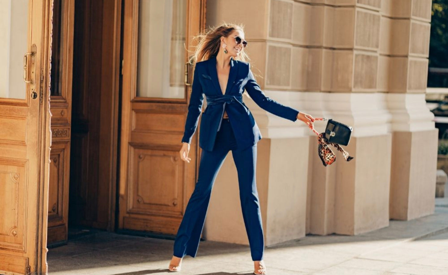 Quiet Luxury 2.0: How Navy and Charcoal Monochrome Define 2026 Style
