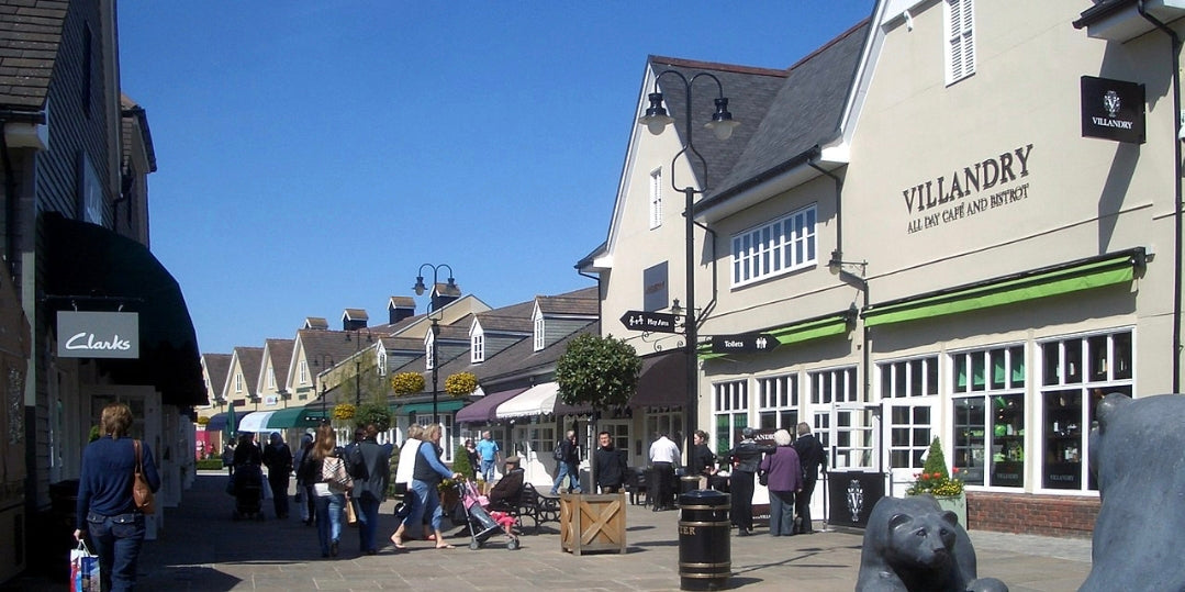 Bicester Village London Outlet Guide 2026: Top 10 Stores and What to Buy