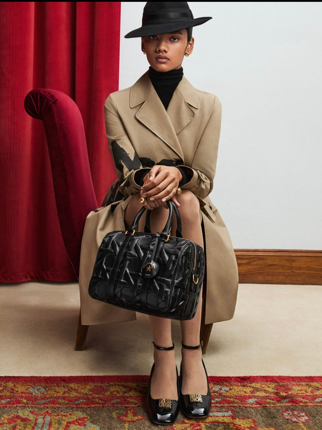 Dior Groove Bag 2026: Jisoo’s Street-Chic Boston Bag Phenomenon