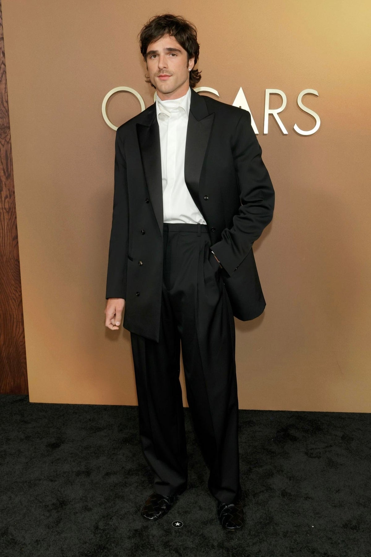 Jacob Elordi x Bottega Veneta 2026: The Leather Tie Trend Explained