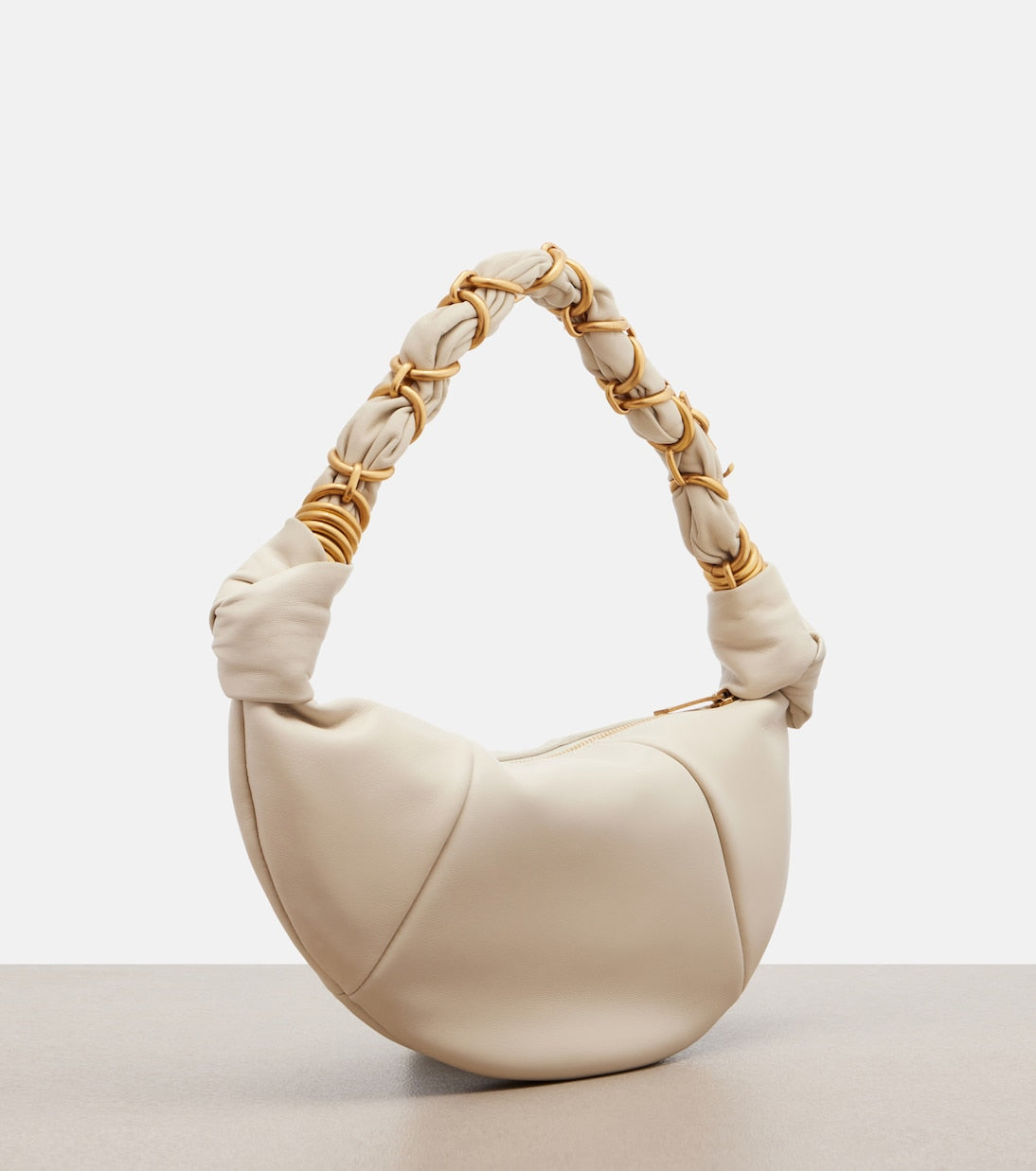 Is the Saint Laurent Amalia Bag the Only IT Bag for Late 2026? | Scent Lab 33