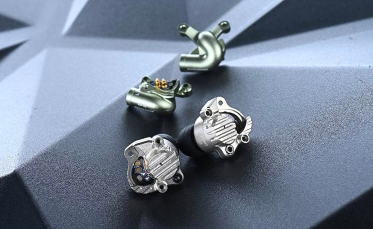 Acoustune HS2000MX MKIII Review: Mechanical Luxury Wired IEMs 2026