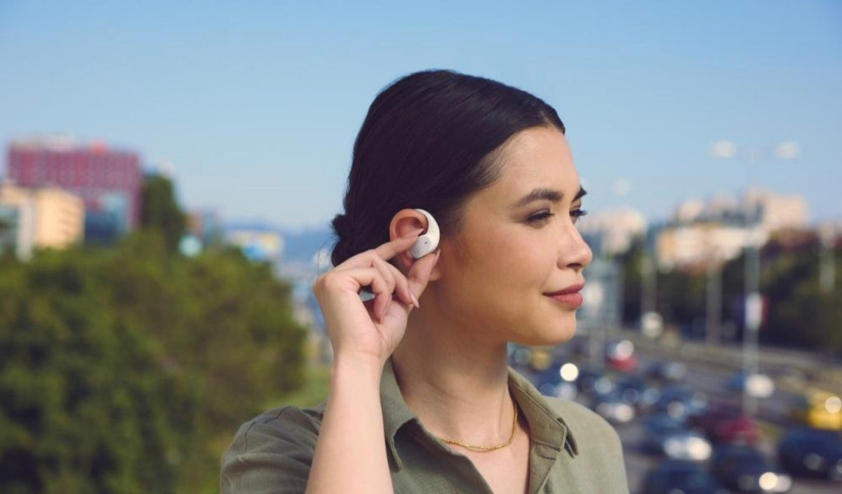 Open-Ear Headphones Trend 2026: Bose Ultra Open vs Huawei FreeClip 2