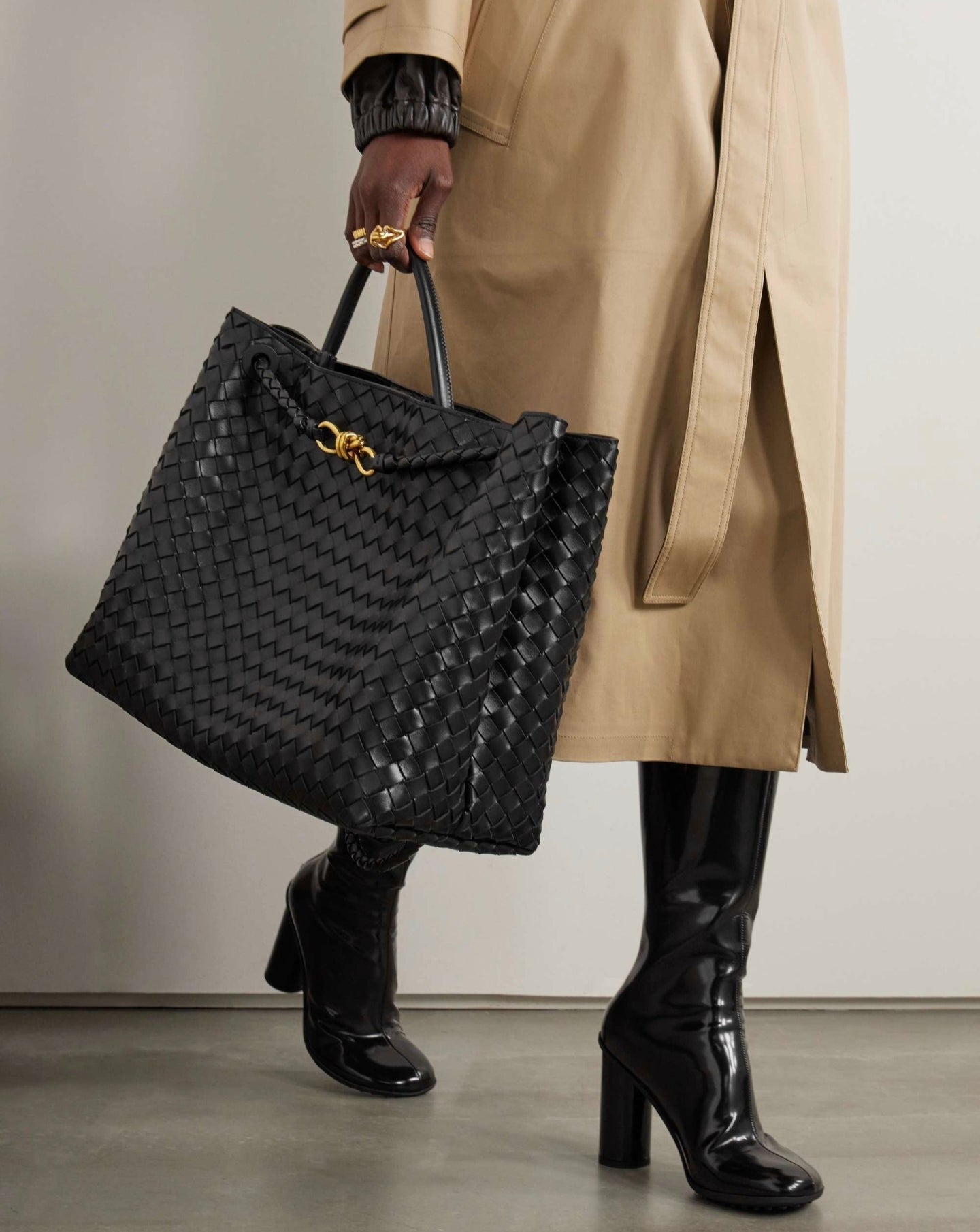 Bottega Veneta Andiamo Bag Guide 2026: Quiet Luxury, Craftsmanship and Modern Value