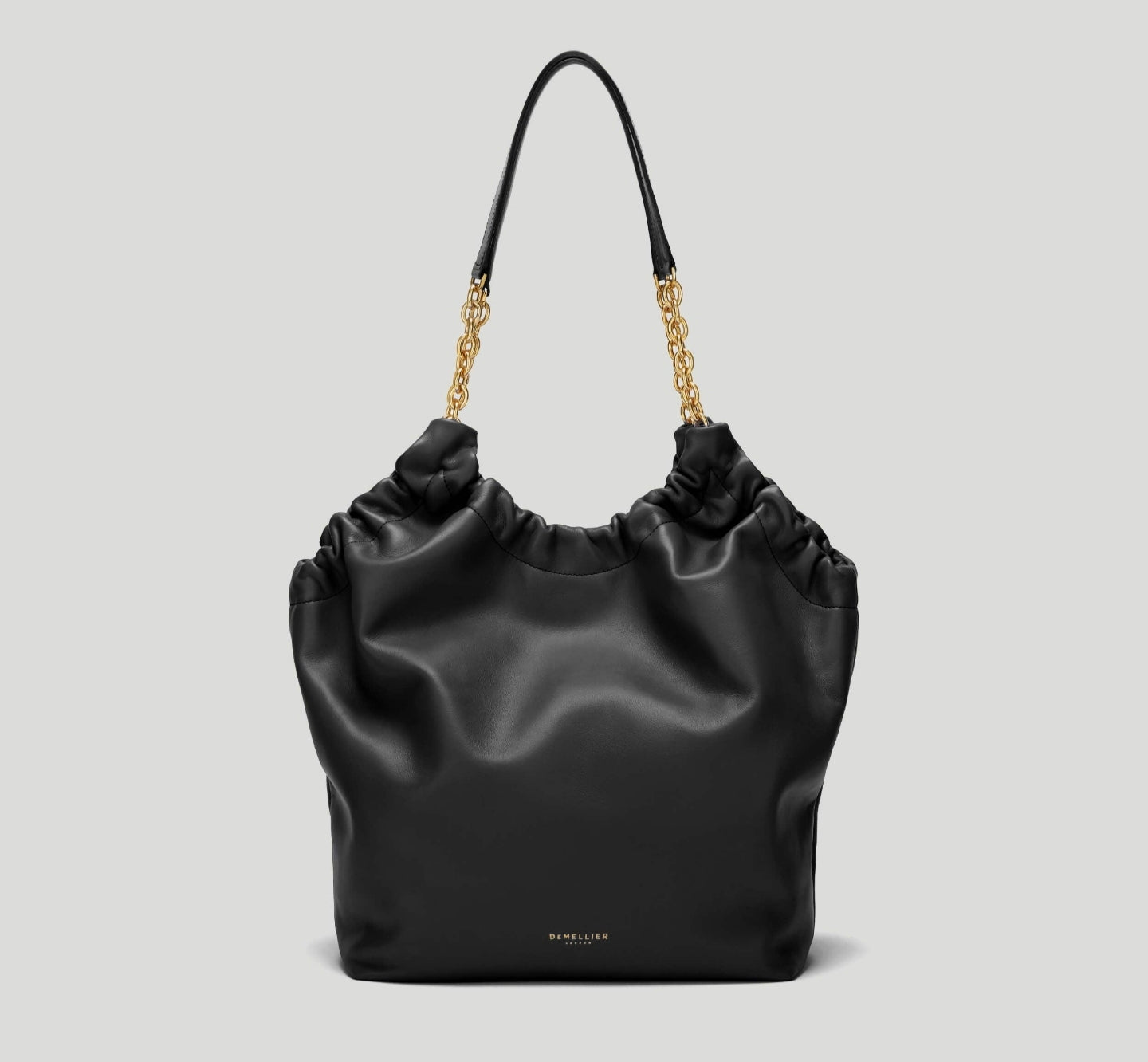 DeMellier Midi Miami 2026: Why the Open Bag Look Became Luxury’s Most Relaxed Power Move