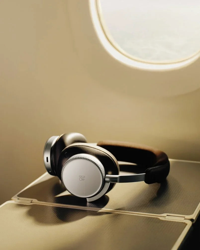 Bang & Olufsen Beoplay H100 Review: The Ultimate 2026 Tech Accessory? | Scent Lab 33