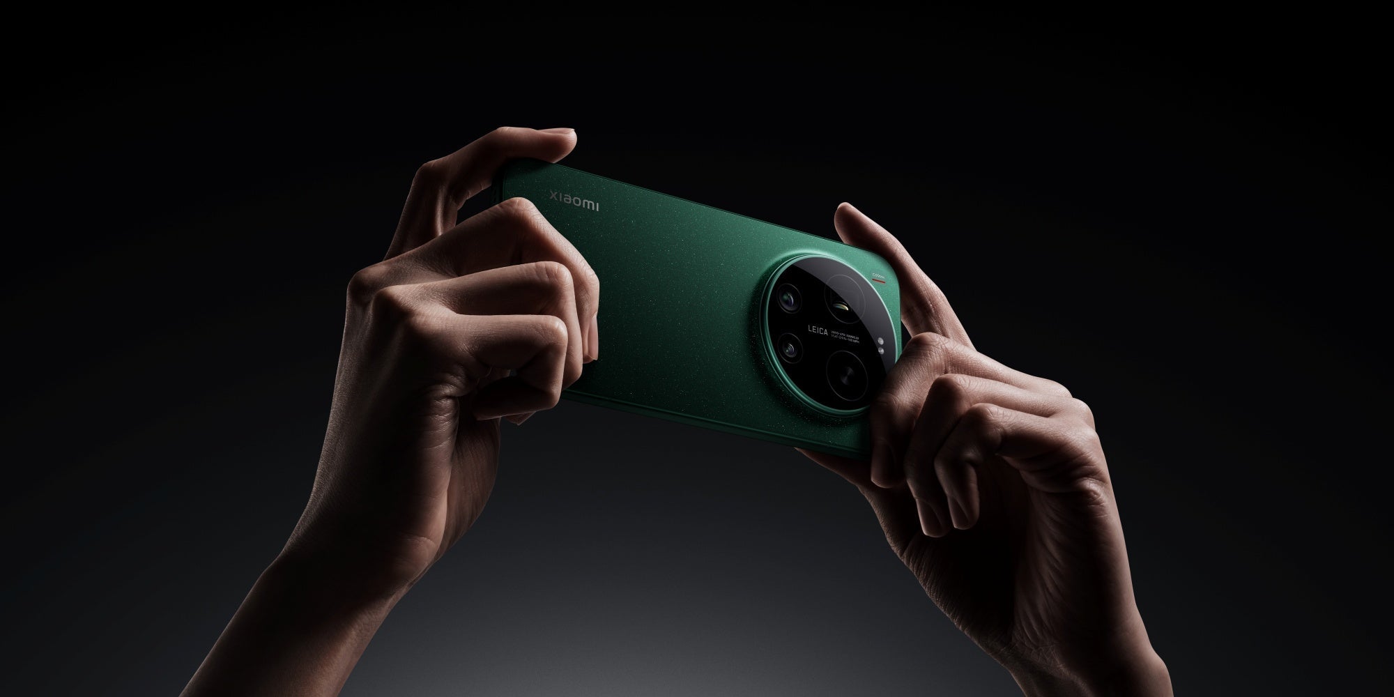 Is the Xiaomi 17 Ultra Leica the Ultimate Professional Camera Replacement of 2026? | Scent Lab 33