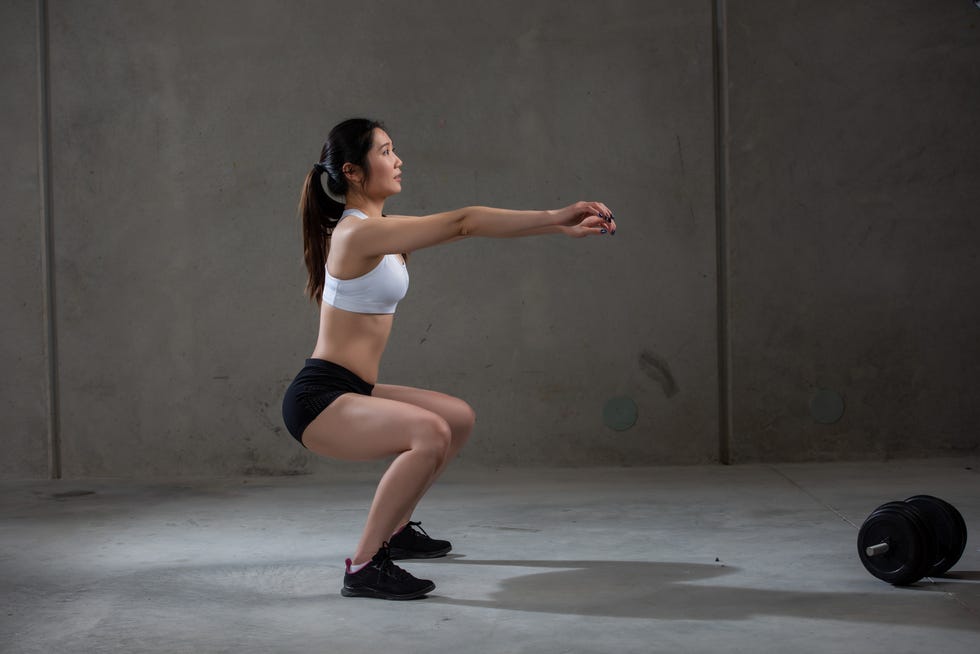 Horse Stance Better than Squats for Your 2026 Longevity? | Scent Lab 33