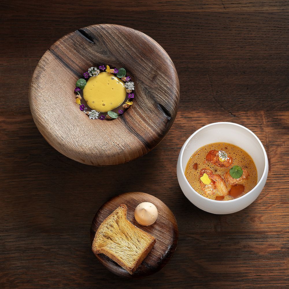 Why is La Morainière the most sought-after Michelin 3-star dining experience in 2026? | Scent Lab 33