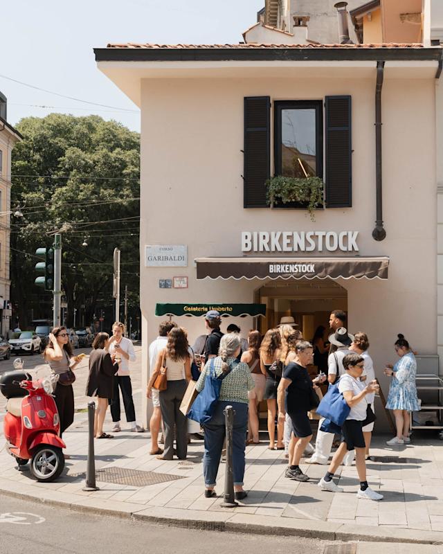 Are Birkenstock Sandals the Ultimate 2026 Luxury Asset? Decoding the 1774 Series | Scent Lab 33