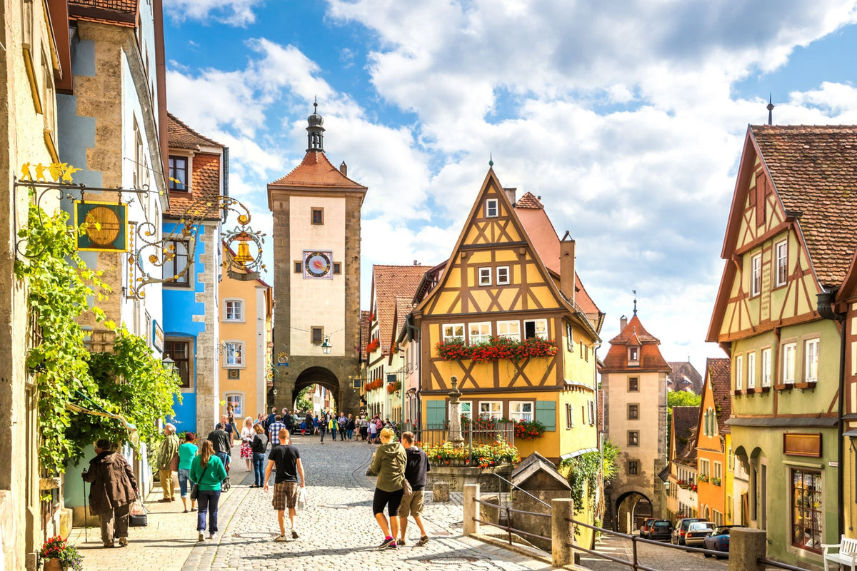 Which European Road Trips Capture the Ultimate Easter Aura in 2026? | Scent Lab 33