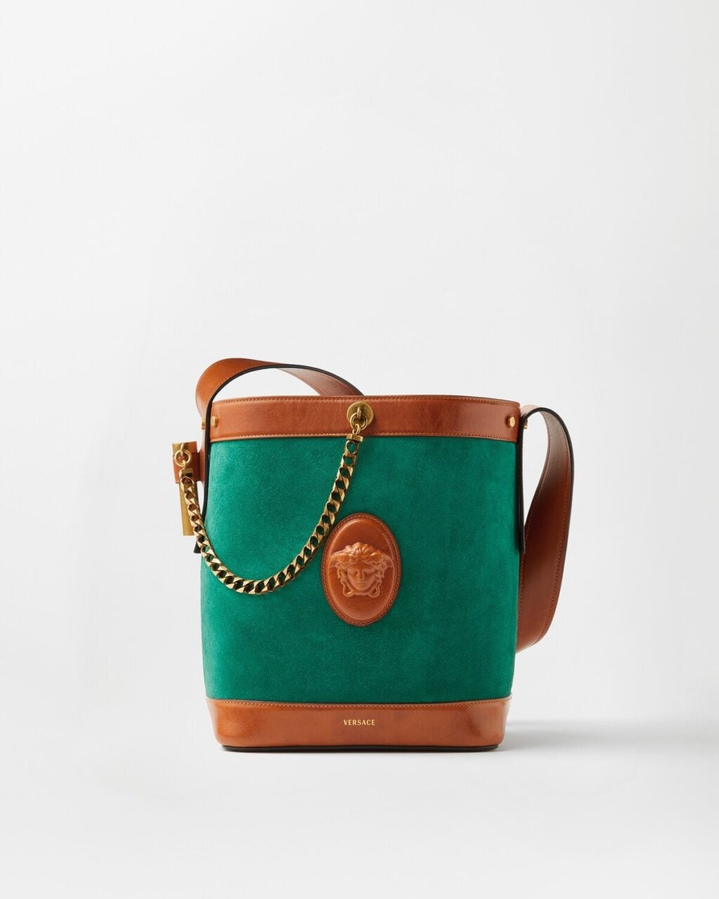 16 Best Luxury Bags 2026: The Ultimate Investment Guide to Chanel, LV, and Miu Miu | Scent Lab 33