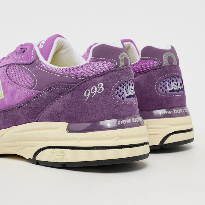 How do you style the New Balance 993 "Passion Fruit" for Spring 2026? | Scent Lab 33