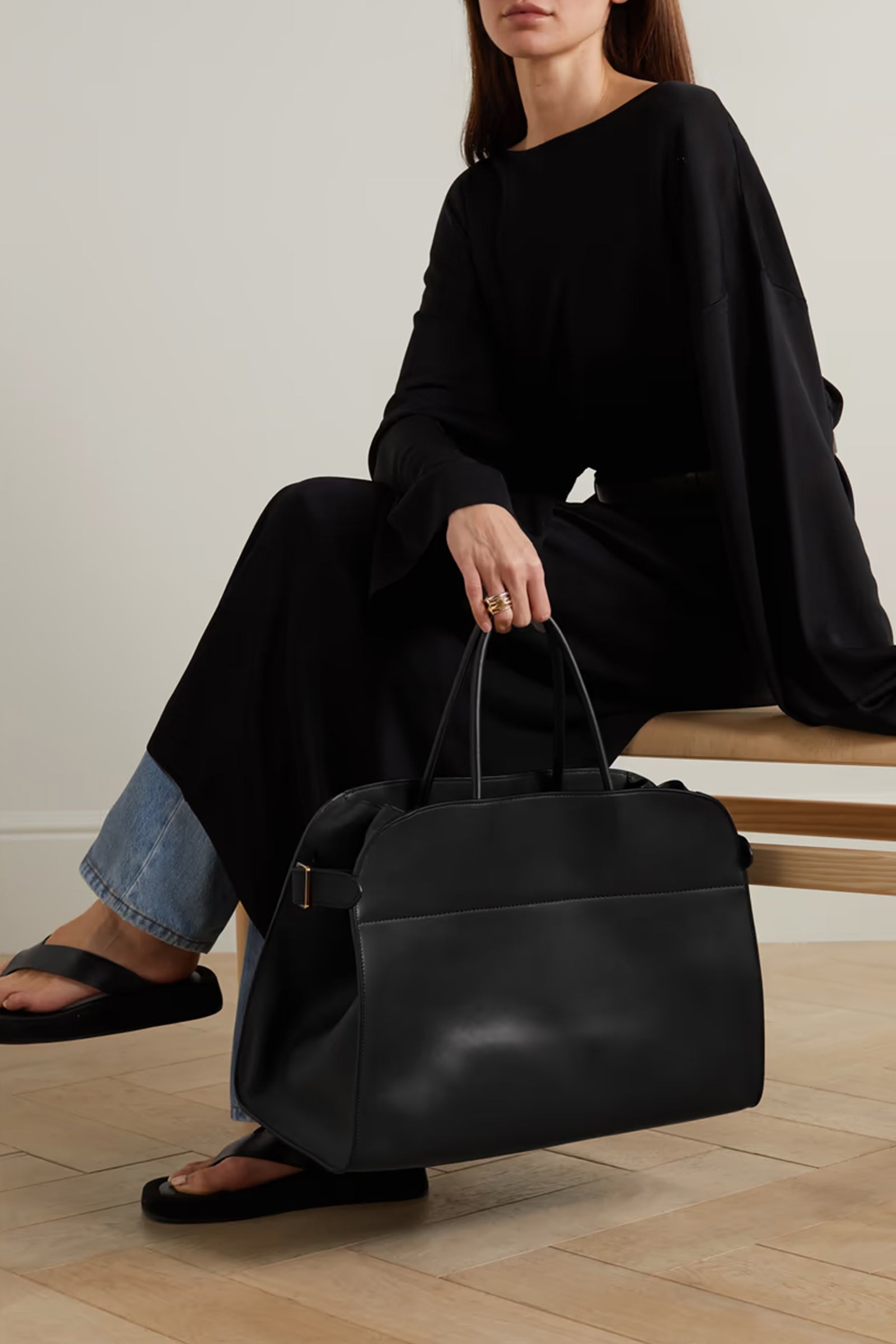 Celebrity Airport Outfits 2026: Best Handbags for Travel with Jeans | Scent Lab 33
